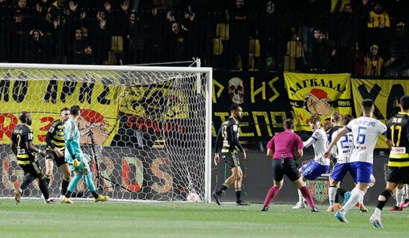 Φινάλε με ήττα Άρης-ΠΑΣ Γιάννινα 3-1