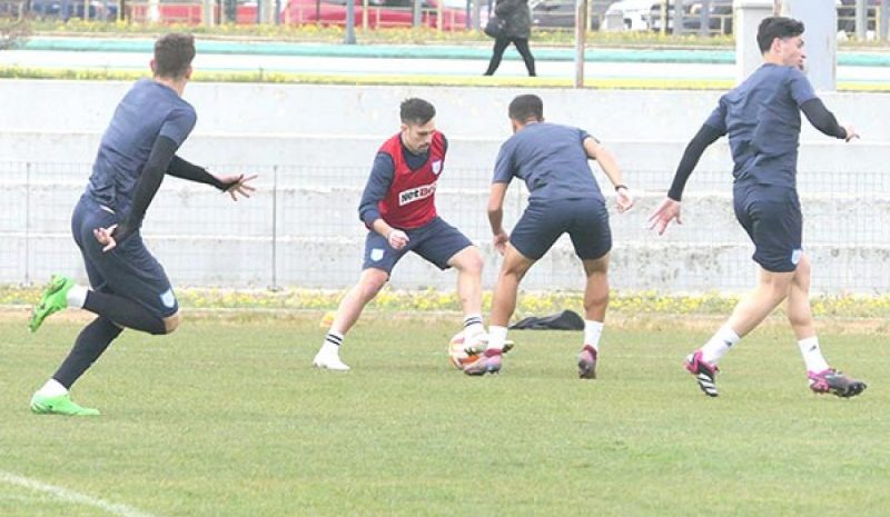 Χωρίς Πήλιο και Τζίνο ο ΠΑΣ  Γιάννινα με τον Άρη
