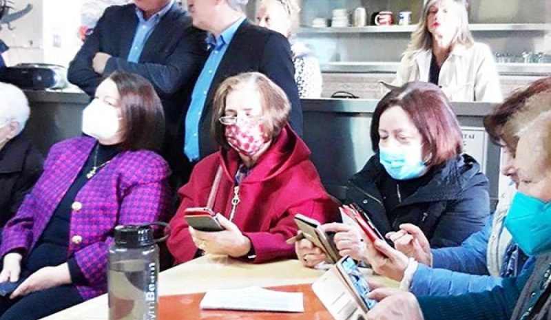 Πάνω από 250 ηλικιωμένοι εκπαιδεύονται  στις «ψηφιακές γωνιές» του Δήμου Ιωαννιτών 
