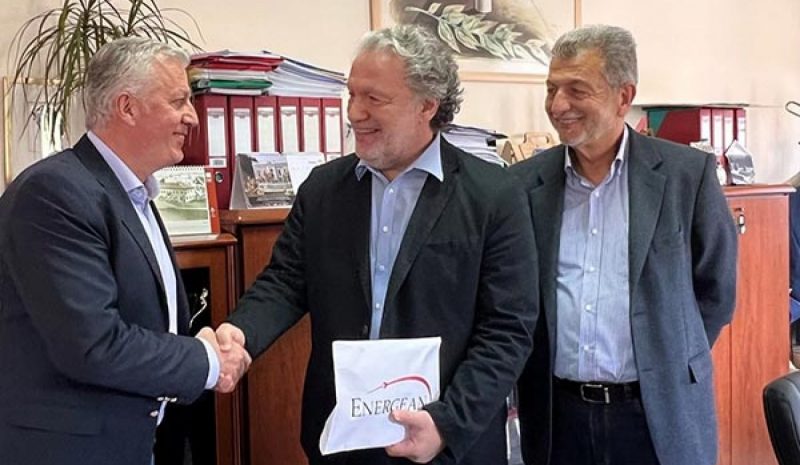 Δωροεπιταγές από την Energean για  160 οικογένειες του Δήμου Ζίτσας