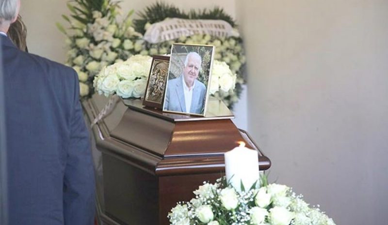 Σε κλίμα οδύνης κηδεύτηκε  χθες ο Γ. Χριστοβασίλης