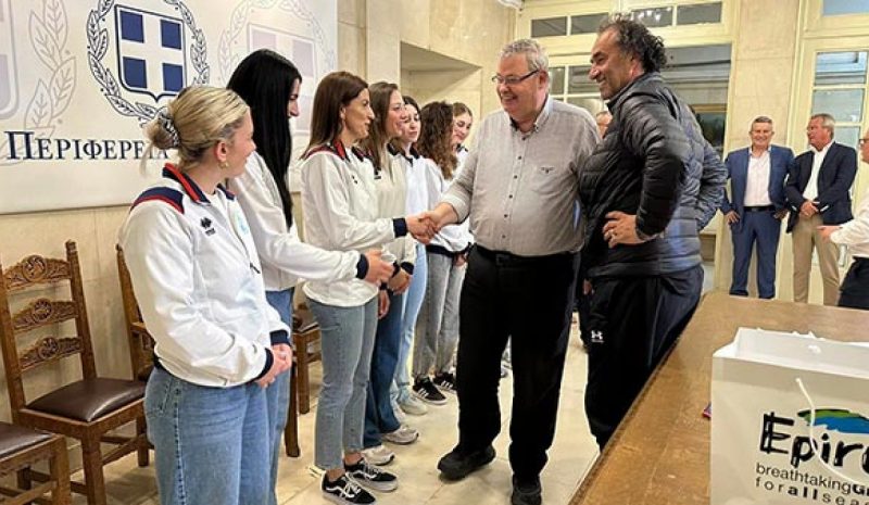 Η Περιφέρεια Ηπείρου τίμησε τον Φιλαθλητικό  Πρέβεζας για την άνοδο στην Pre League