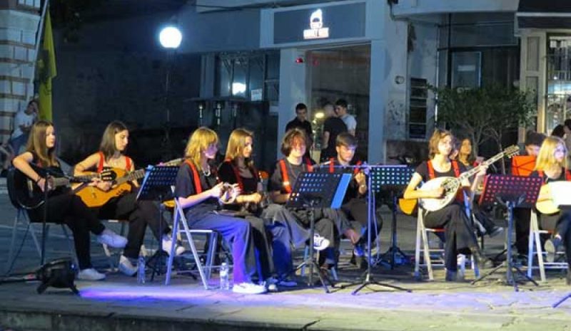  Συναυλία – αφιέρωμα  στον Μ. Βαμβακάρη