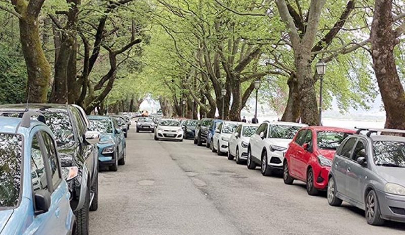 Χωρίς αυτοκίνητα στην παραλίμνιο απόγευμα και βράδυ λόγω της έκθεσης του Ιδρύματος Ωνάση