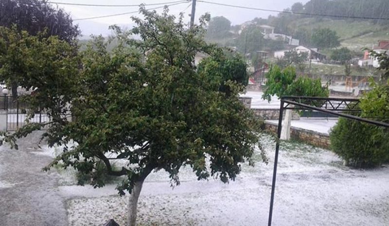 Ξεκίνησε η καταγραφή των  ζημιών από τις χαλαζοπτώσεις