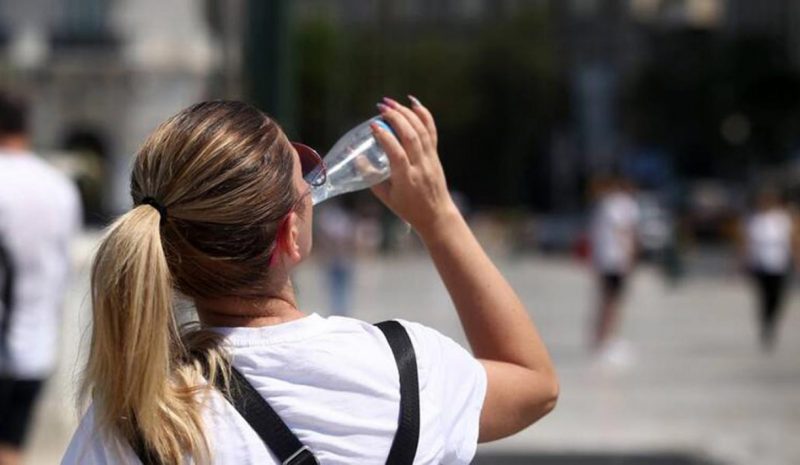  Ανυποχώρητος ο καύσωνας, σε ετοιμότητα για τις πυρκαγιές
