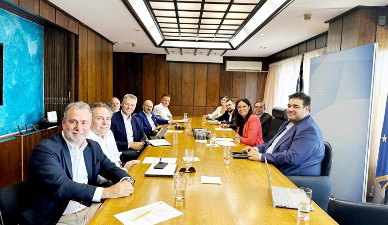 Στο επίκεντρο η στελέχωση των δημοσίων φορέων που παρέχουν υπηρεσίες στον τουριστικό κλάδο