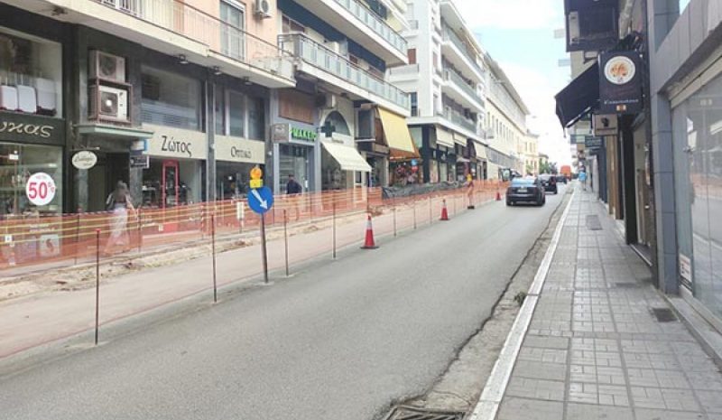  Με ποιο σκεπτικό καθορίζεται  η διαπλάτυνση των πεζοδρομίων;