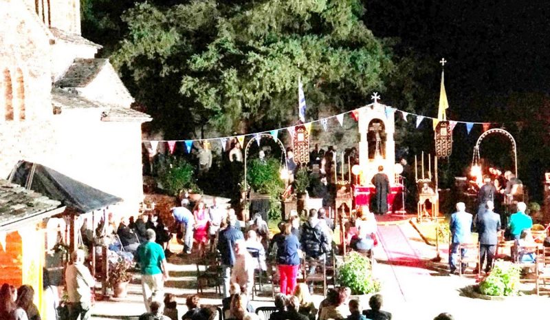 Μια αλλιώτικη προσευχή στη  Μονή Μολυβδοσκεπάστου…
