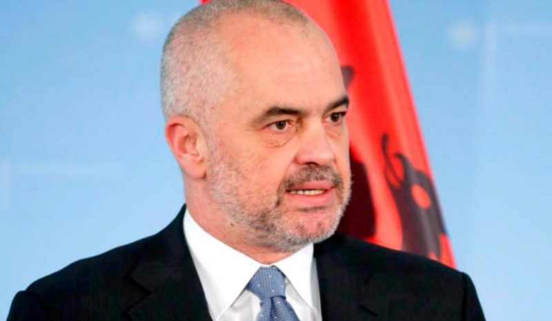 Ενοχλήθηκε, αλλά κρατά χαμηλούς τόνους ο Έντι Ράμα