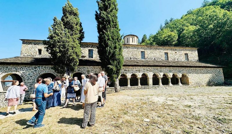  Υπό συντήρηση ιστορικοί ναοί  και παλιές Μονές της Ηπείρου!