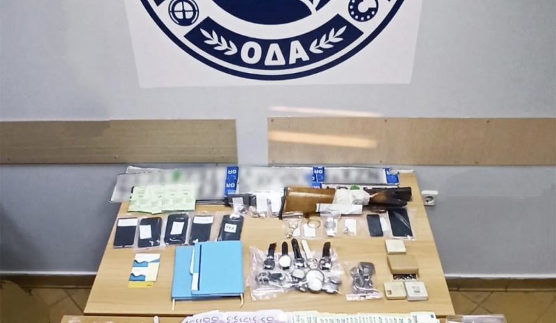 Όταν σας χτυπούν την πόρτα δεν είναι πάντα ο… ταχυδρόμος!