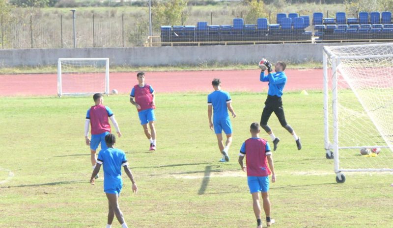 Με την ψυχολογία στο ναδίρ ψάχνει από κάπου να πιαστεί…