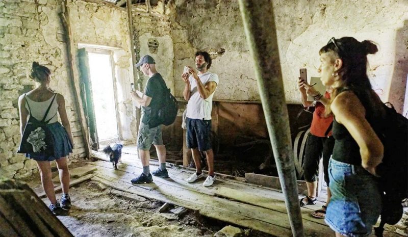  Φθινοπωρινό σχολείο στα Φράστα για την παραδοσιακή και αειφόρο δόμηση