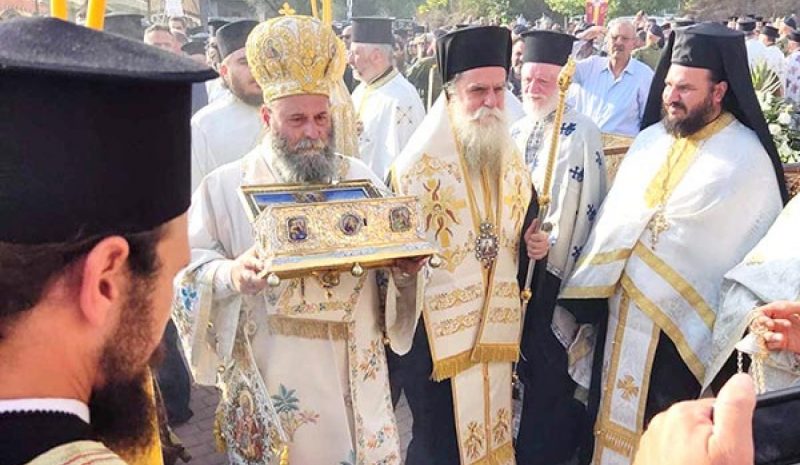  Από την υποδοχή και την προσκύνηση  της Τίμιας Ζώνης στα Γιάννενα…