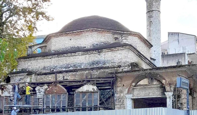 Σε πλήρη εξέλιξη οι εργασίες  στο Τζαμί της Καλούτσιανης