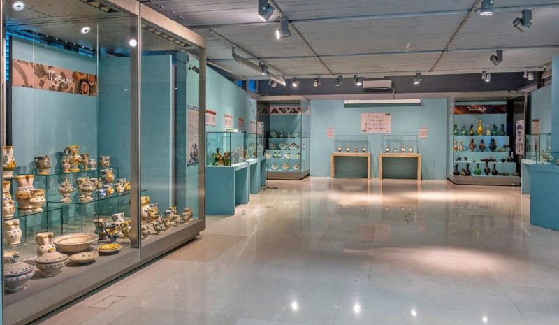 Μέχρι τη Δευτέρα η έκθεση με  τα Κεραμικά Ανατολής και Δύσης