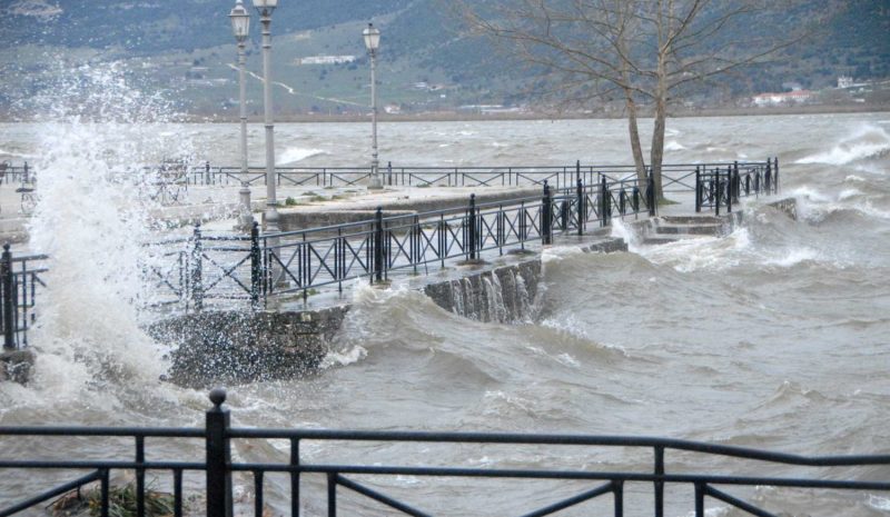  Καταιγίδες, ισχυροί άνεμοι και  χιόνι στα ορεινά της Ηπείρου! 