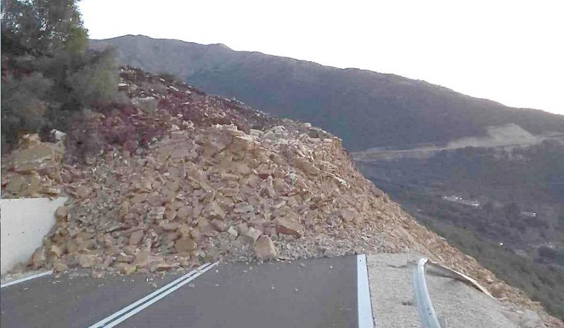  Τα πρώτα προβλήματα στον νέο οδικό  άξονα εκθέτουν την Περιφερειακή Αρχή 