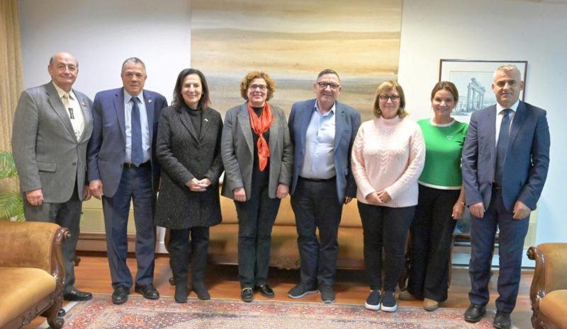 Άννα Μπατιστάτου: Θέλουμε   συνεργασία με τη διασπορά…