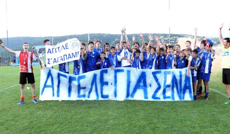 Σε κλίμα οδύνης χθες στα Γιάννενα η κηδεία του Άγγελου Βενέτη