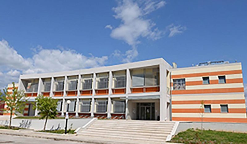   «Oι λίγοι καταπατούν τα δικαιώματα της πλειοψηφίας των φοιτητών…»