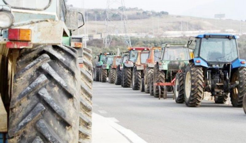  Η χαλάρωση των κανονισμών για τα φυτοφάρμακα  οδηγεί σε ακόμη βαθύτερη κρίση τους αγρότες!
