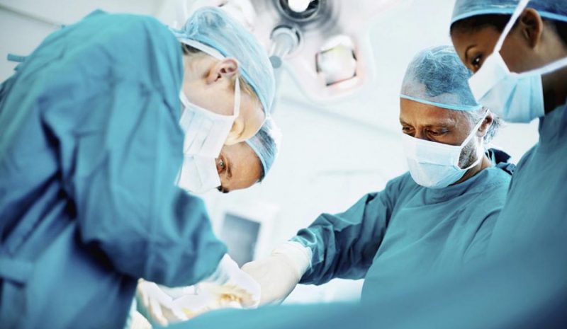 Σε άμεση ισχύ τα απογευματινά χειρουργεία στα δημ. νοσοκομεία