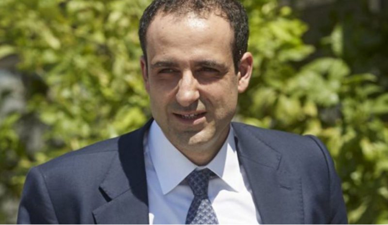 O Γρηγόρης Δημητριάδης στηρίζει τον οργανισμό "Διαβάζω για τους άλλους"