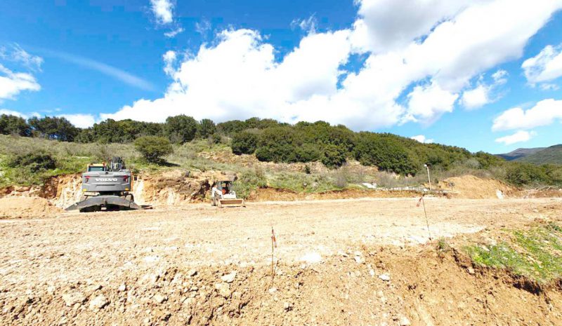 «Σάρκα και οστά» λαμβάνει το Μνημείο Πεσόντων του ‘40