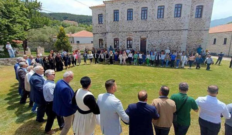 Συρράκο και Βλάστη ένωσαν το  πανηγύρι και τον Τρανό Χορό