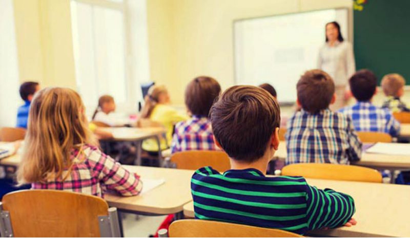 Η γιγάντωση των τμημάτων θα οξύνει τα προβλήματα μέσα στα σχολεία
