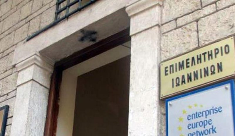 «Βουλιάζει» η παράταξη του προέδρου Μ. Χρυσοστόμου!