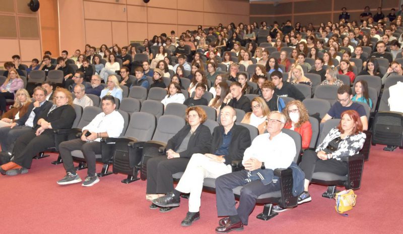 Αγκαλιά στα «πρωτάκια» άνοιξε το Πανεπιστήμιο Ιωαννίνων