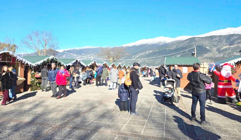 Χριστουγεννιάτικη έκθεση τοπικών προϊόντων στην πλατεία Μαβίλη