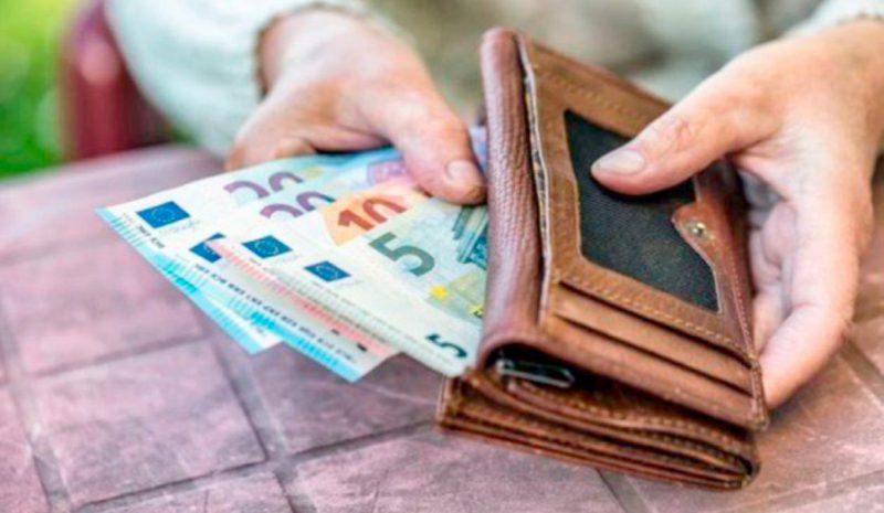 Το ΣτΕ θα αποφασίσει  για τις συντάξεις χηρείας