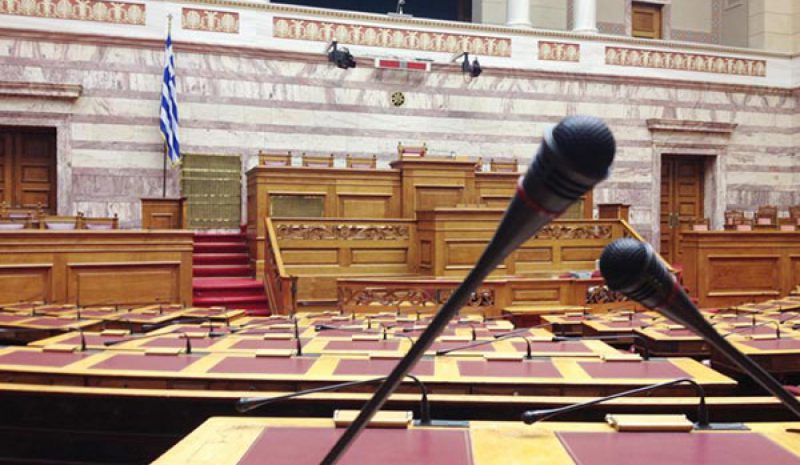 Στη «μάχη» για τον προϋπολογισμό  κυβέρνηση και αντιπολίτευση!