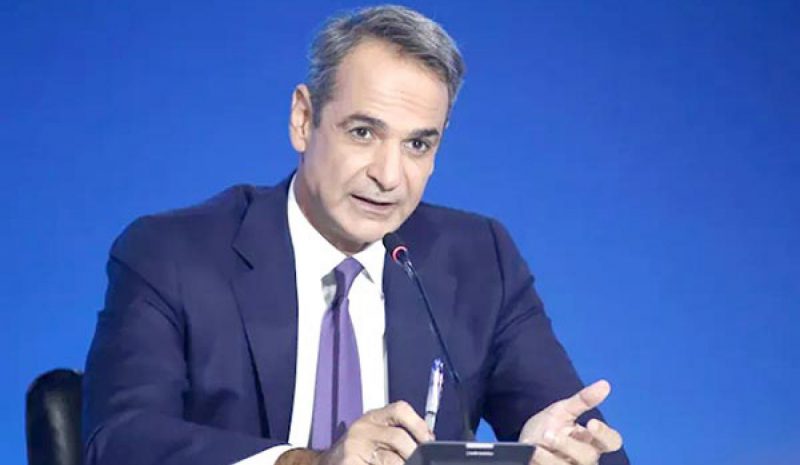 Το νέο έτος φέρνει 18 μειώσεις φόρων και επτά μέτρα στήριξης των εισοδημάτων