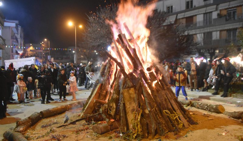 Με Τζαμάλες, καρναβάλια και ξεφάντωμα  κορυφώθηκαν οι Αποκριάτικες εκδηλώσεις!