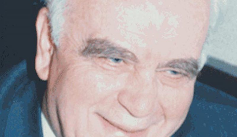 Θλίψη για την απώλεια του μεγάλου  Ηπειρώτη λογοτέχνη Τάσου Πορφύρη