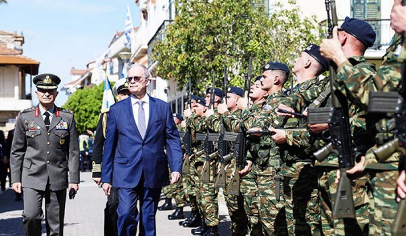 «Αν χρειαστεί θα προστατεύσουμε τον οίκο μας και την τιμή μας…»