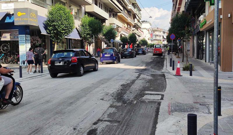 Άσφαλτος σε 28ης Οκτωβρίου Χαρ. Τρικούπη και Φ. Τζαβέλλα