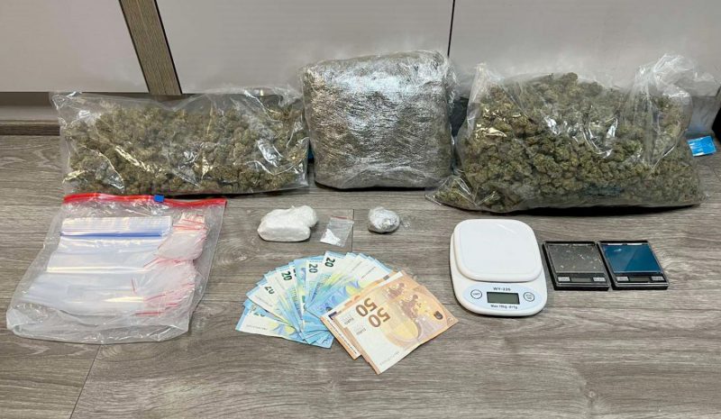 Στα… δίχτυα της ΕΛ.ΑΣ. αλλοδαπός που διακινούσε κάνναβη και κοκαΐνη!