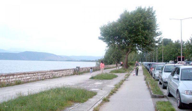 Λιγότερα οχήματα, πιο πολλοί πεζοί και ποδηλάτες στην Ακτή Μιαούλη! 