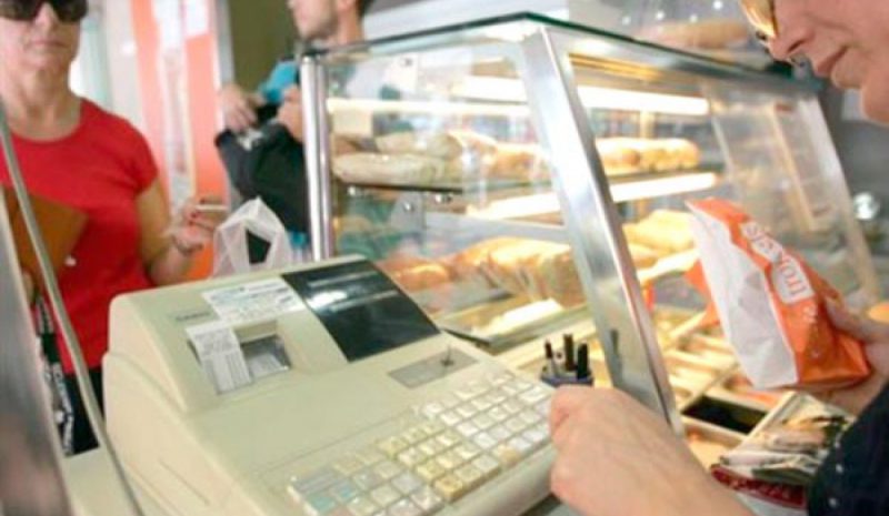 Εστίαση, καφέ, μπαρ μπαίνουν στο στόχαστρο της εφορίας