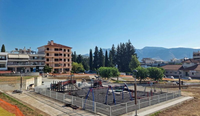Εκτέλεση εργασιών ανάπλασης  για την πλατεία της Φιλιππιάδας