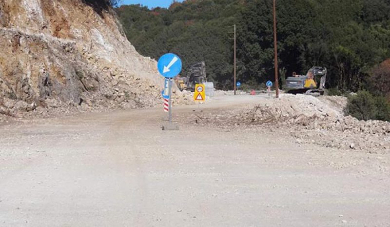 Καραμπινάτες αυθαιρεσίες  στο έργο Πλάκα – Πηγάδια! 