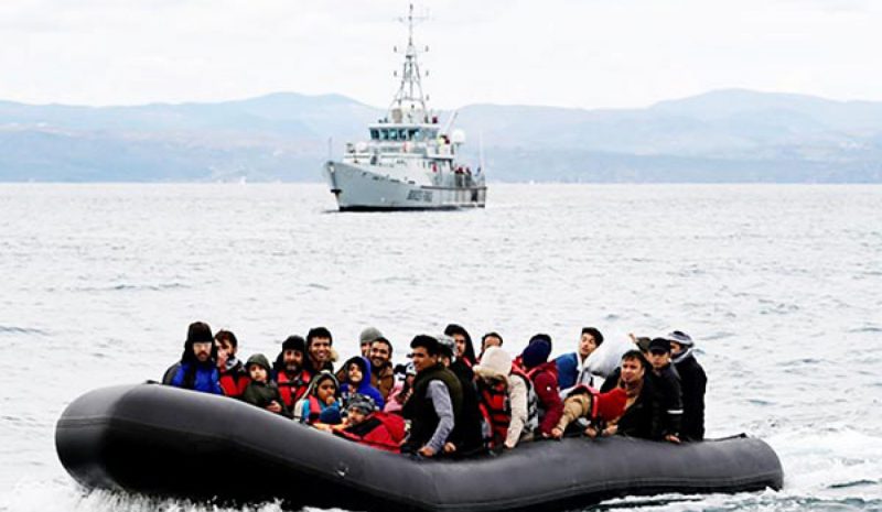 Φυλάκιση ή επιστροφή για τους παράνομους μετανάστες