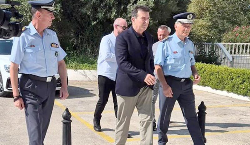 Ήρθε για να… έρθει στην Πρέβεζα ο Μ. Χρυσοχοΐδης!