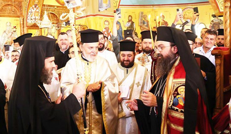Πανηγυρική η ενθρόνιση του νέου Μητροπολίτη Κορυτσάς